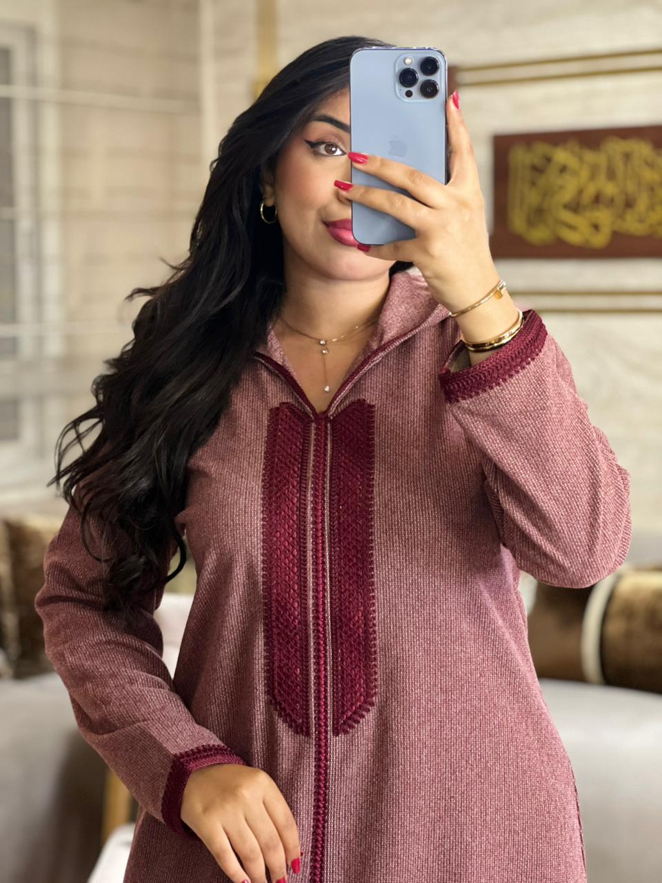 Jellaba Chic en Tuid – Élégance & Chaleur pour l’Hiver